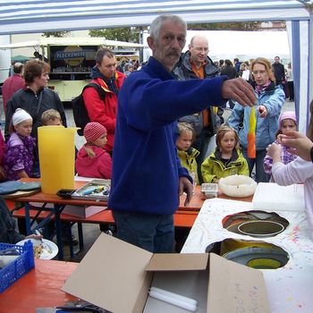 So zieht man Wachskerzen (2011)