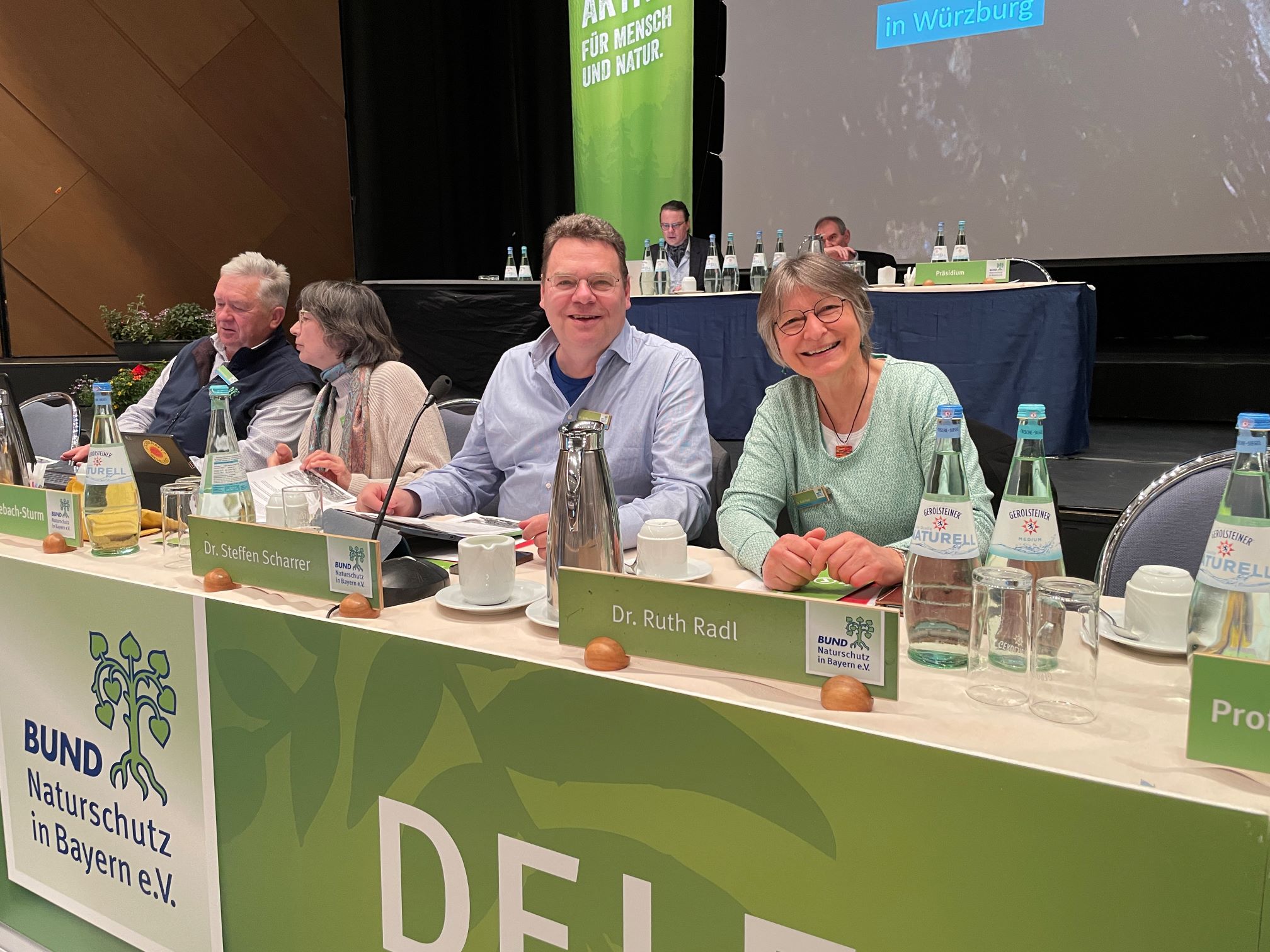 Dr. Ruth Radl und Steffen Scharrer bie der DV 2024, Foto: D. Förster